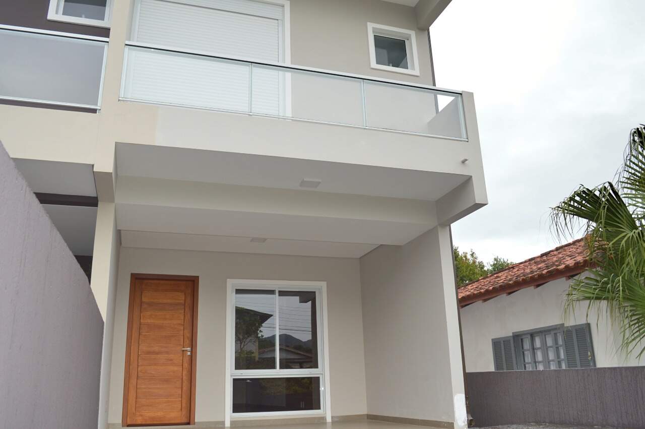 Casa para aluguel no Ribeirão da Ilha: 