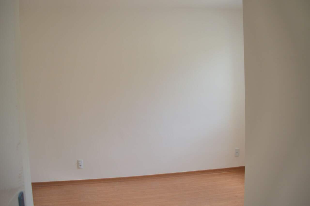 Apartamento para aluguel no Vargem do Bom Jesus: 