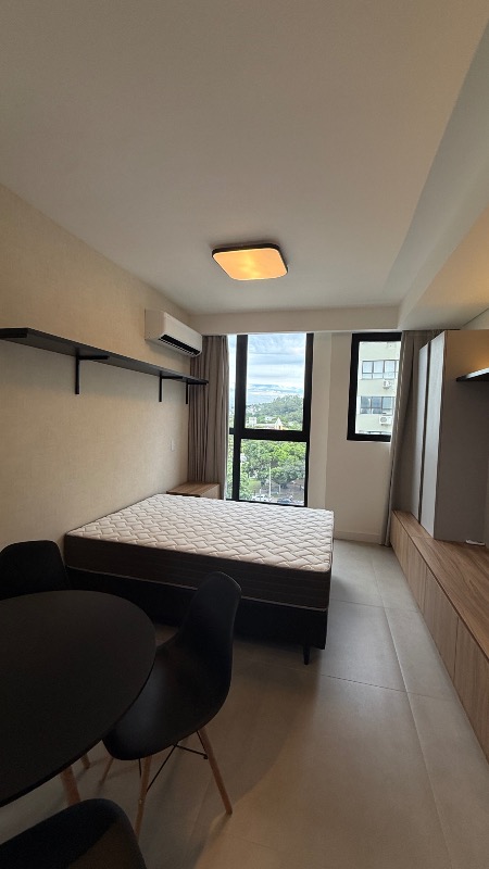 Apartamento para aluguel no Trindade: 