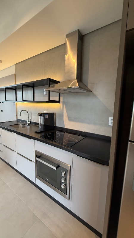 Apartamento para aluguel no Trindade: 