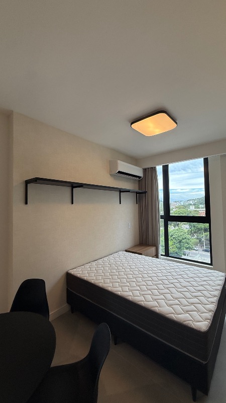 Apartamento para aluguel no Trindade: 