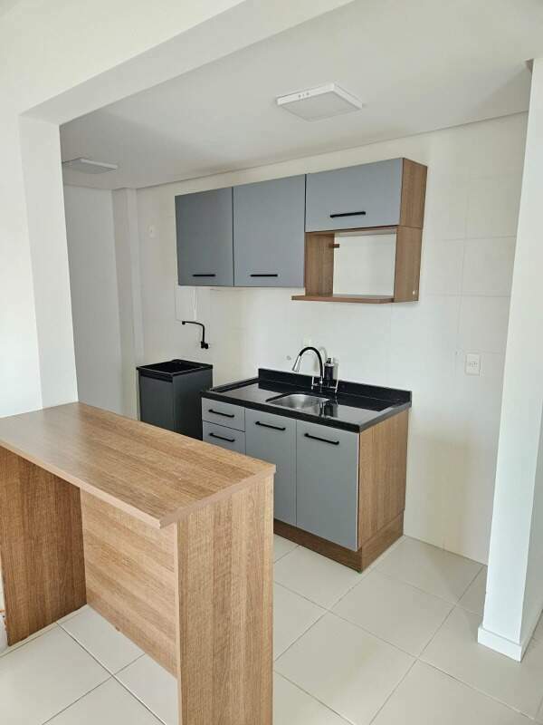 Apartamento para aluguel no Pedra Branca: 