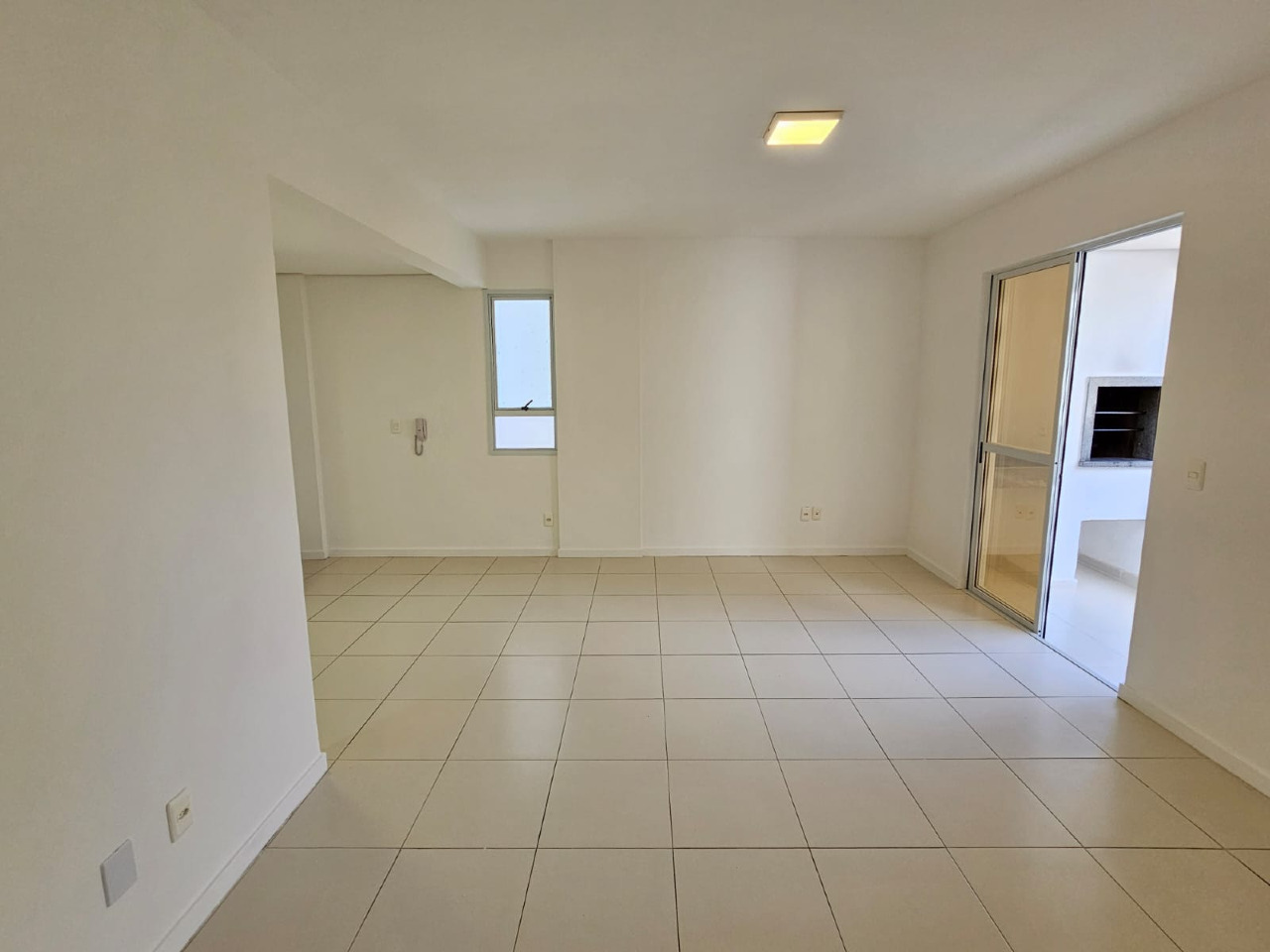 Apartamento para aluguel no Pedra Branca: 