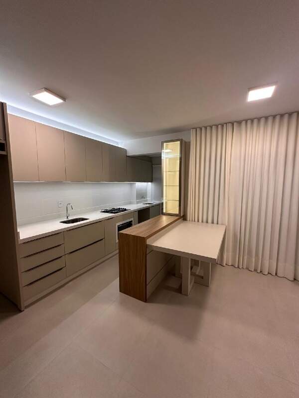 Apartamento à venda no Pedra Branca: 