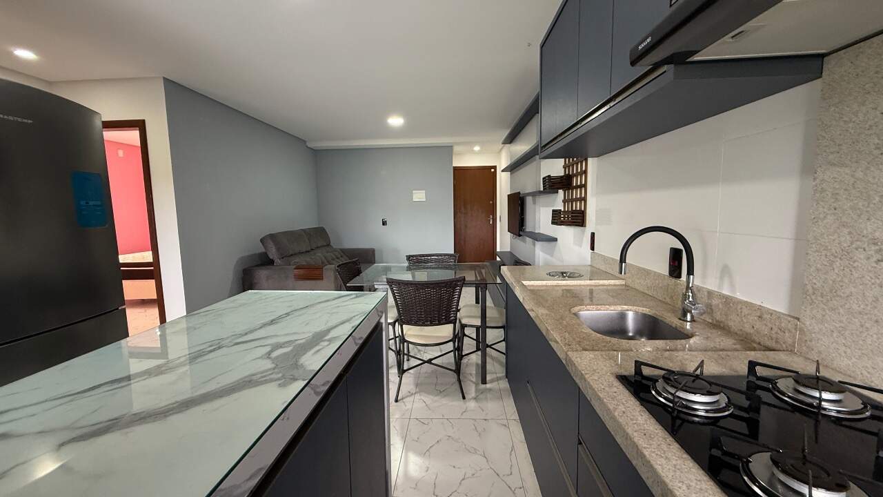 Apartamento para aluguel no Ribeirão da Ilha: 