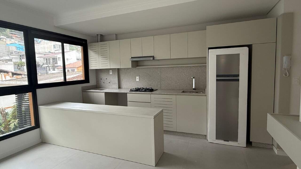 Apartamento para aluguel no Centro: 