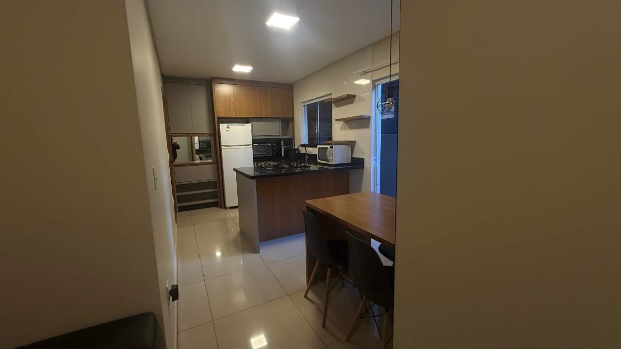 Apartamento para aluguel no Ribeirão da Ilha: 