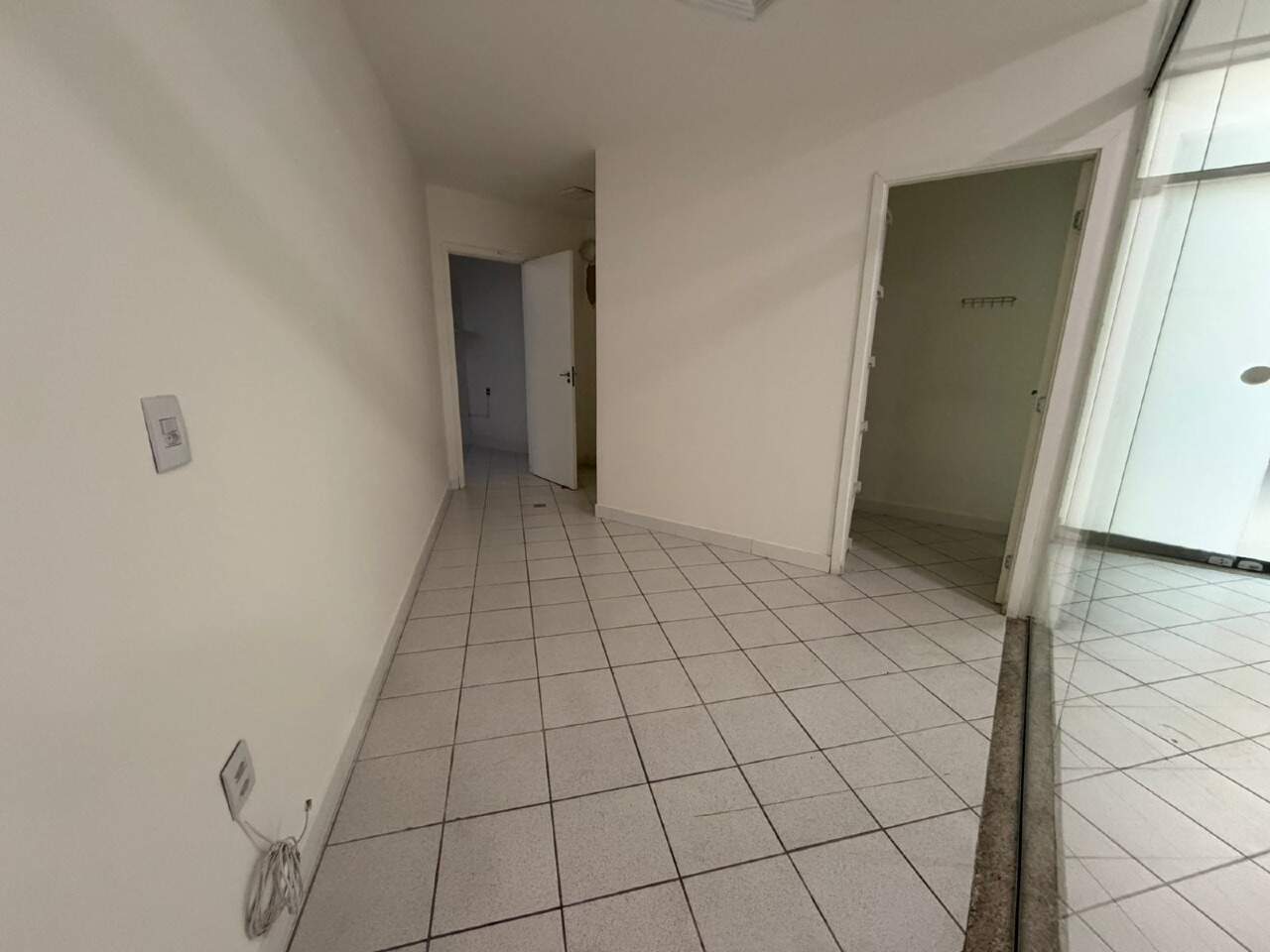 Sala para aluguel no Pedra Branca: 