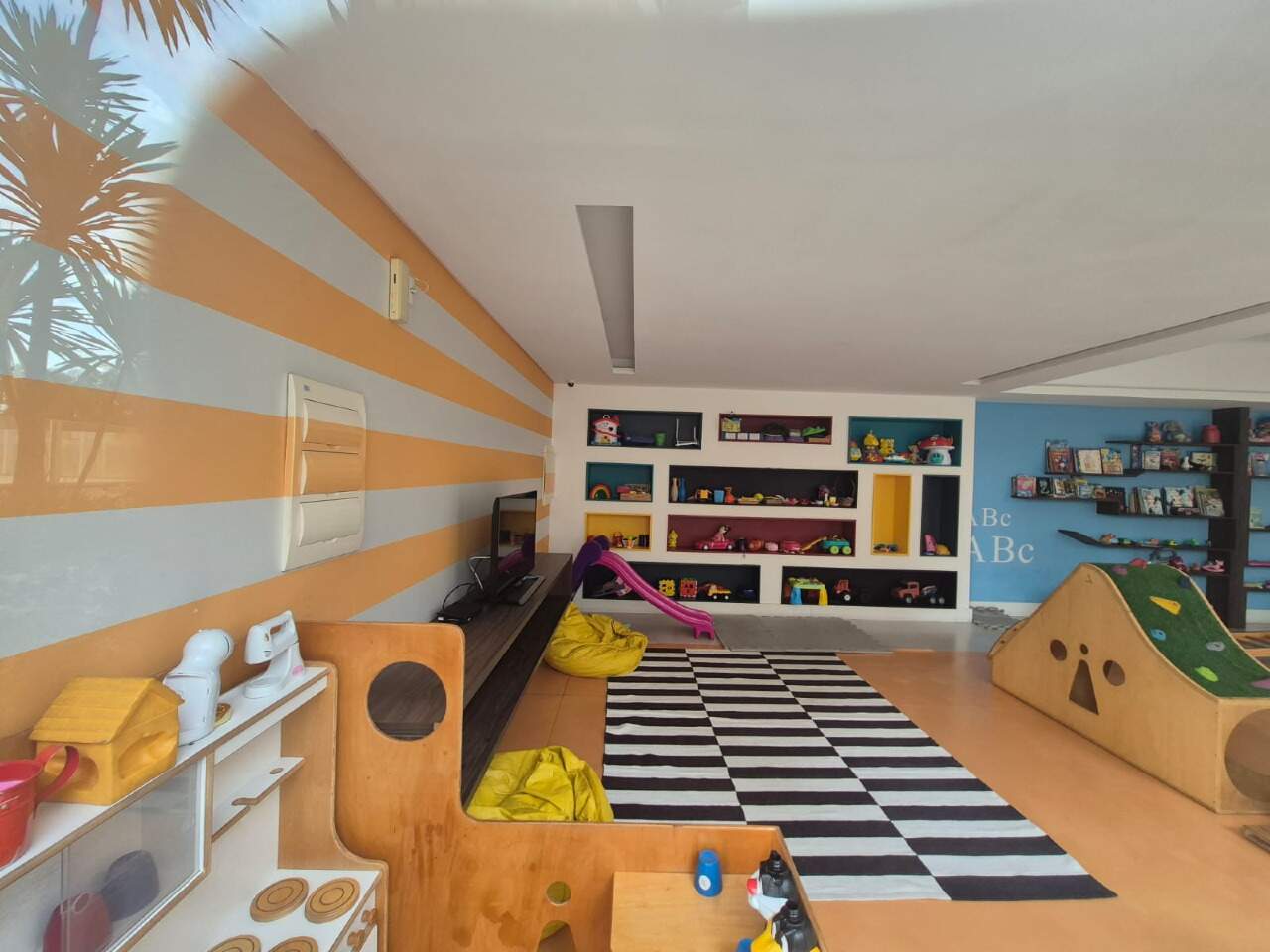 Apartamento para aluguel no Pedra Branca: 