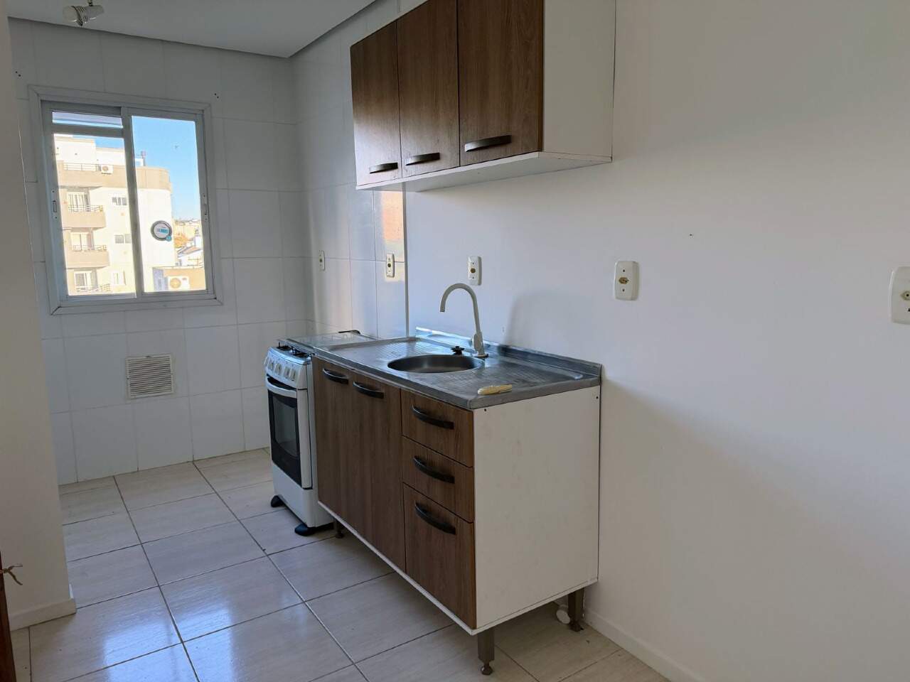 Apartamento para aluguel no Pedra Branca: 