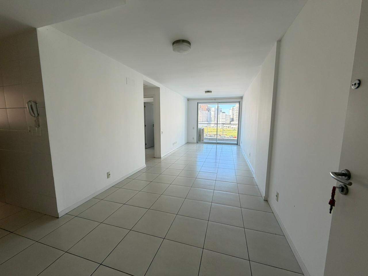 Apartamento para aluguel no Pedra Branca: 