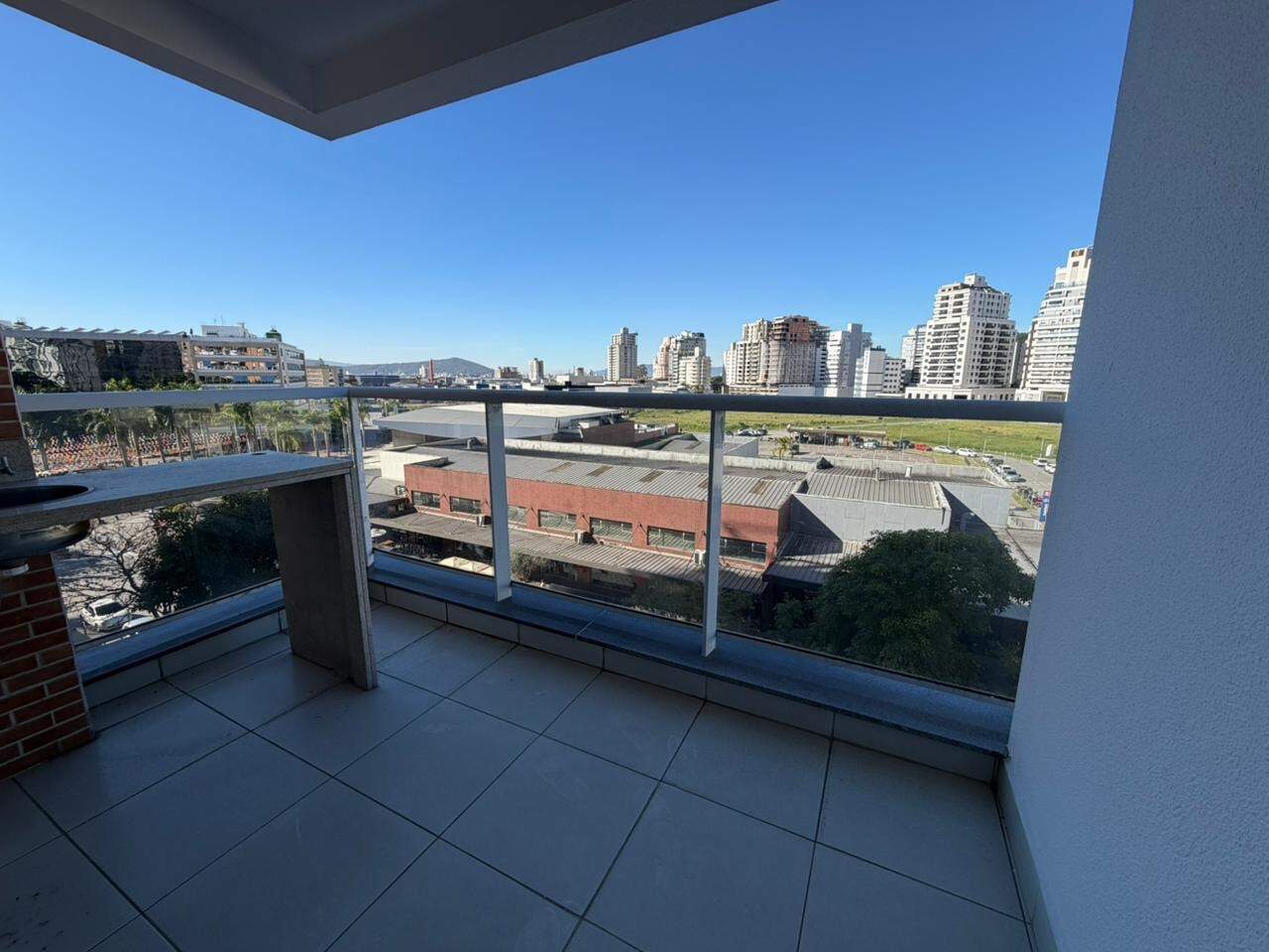 Apartamento para aluguel no Pedra Branca: 
