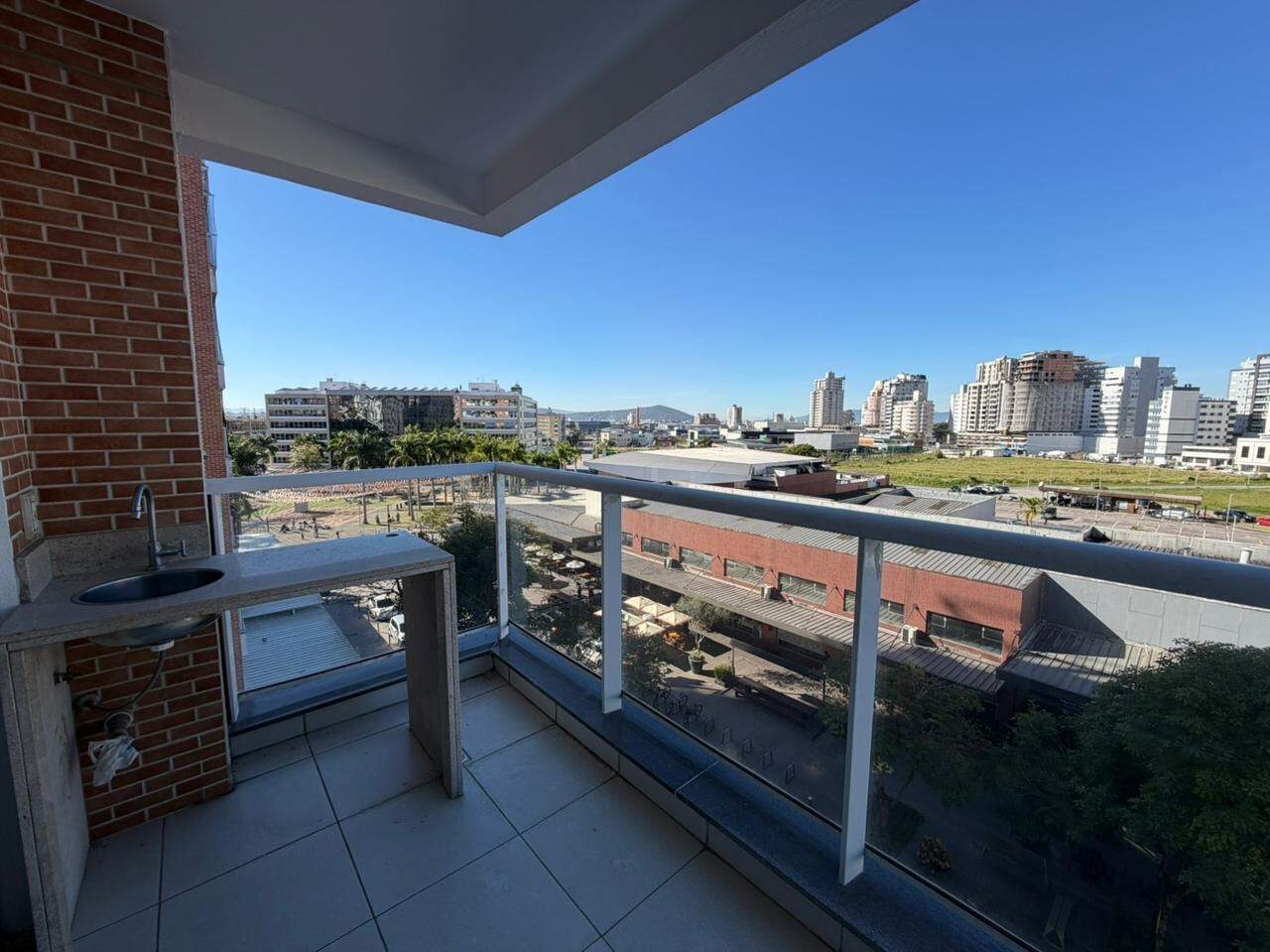 Apartamento para aluguel no Pedra Branca: 