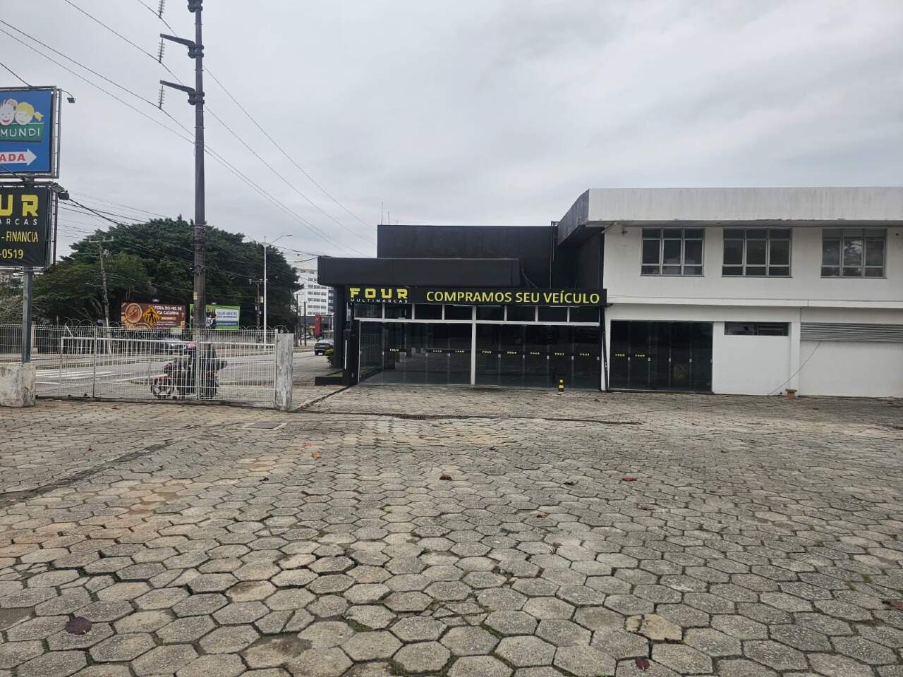 Loja para aluguel no Capoeiras: 