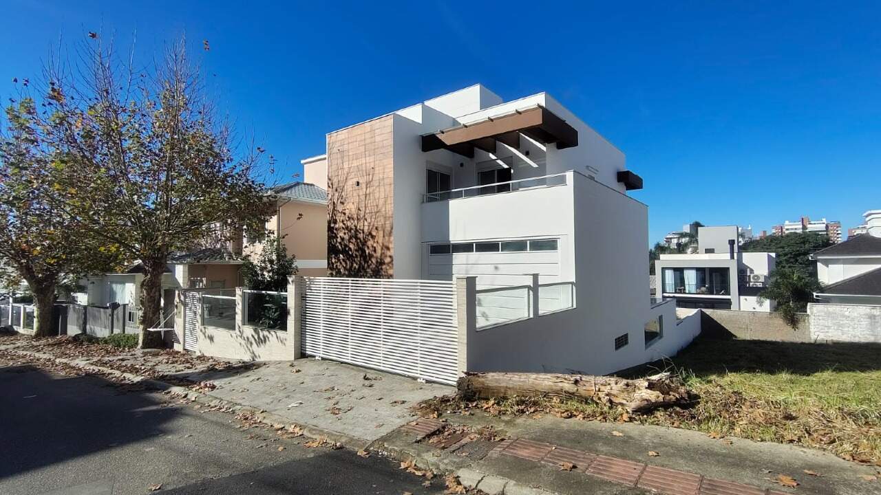 Casa para aluguel no Pedra Branca: 