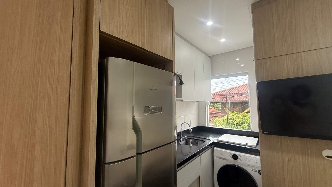 Apartamento para aluguel no Ribeirão da Ilha: 