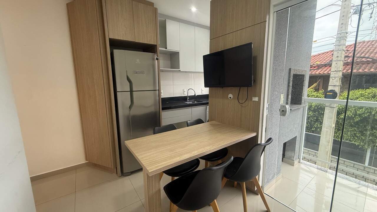 Apartamento para aluguel no Ribeirão da Ilha: 
