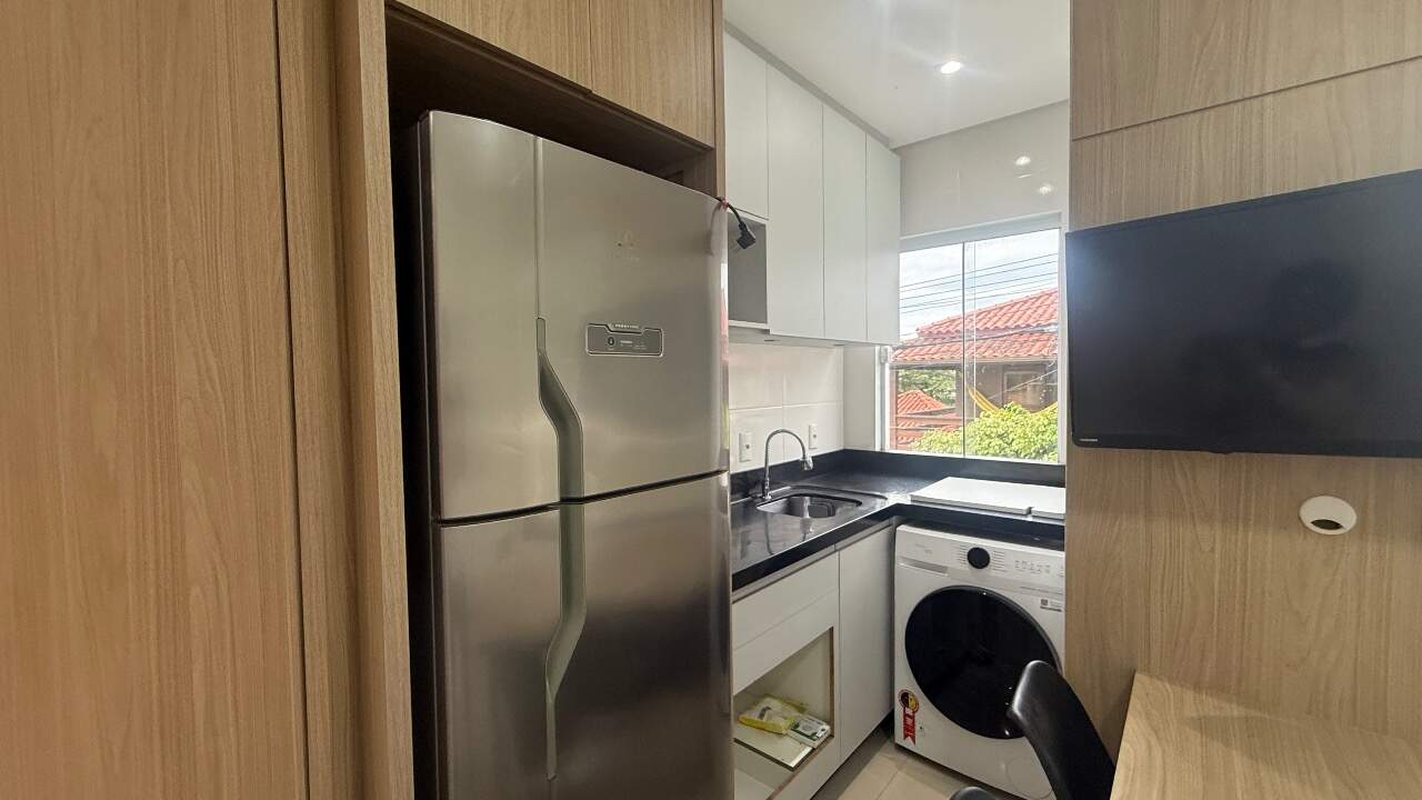 Apartamento para aluguel no Ribeirão da Ilha: 