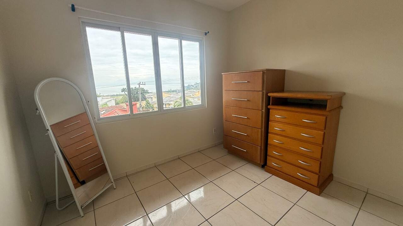 Apartamento para aluguel no Saco dos Limões: 