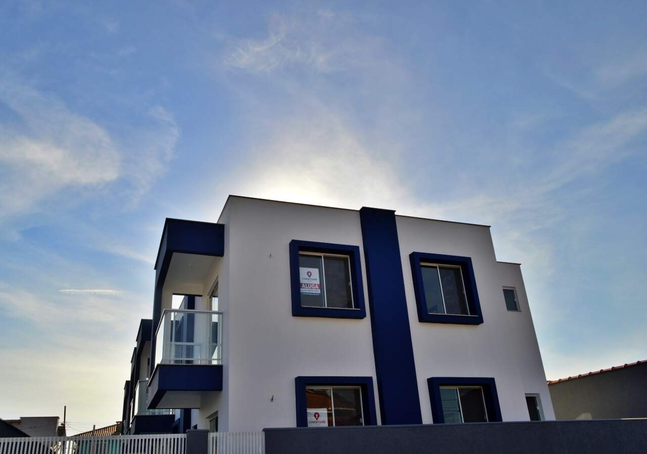 Apartamento para aluguel no Carianos: 