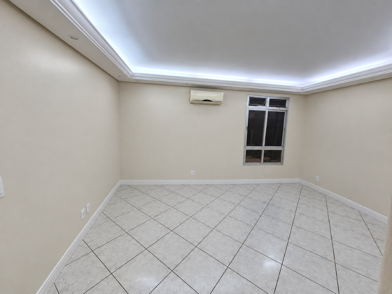 Apartamento para aluguel no Ipiranga: SALA