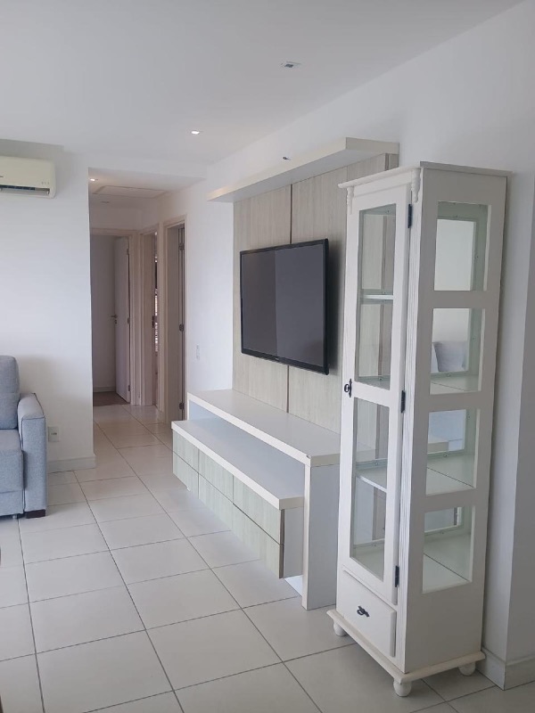 Apartamento para aluguel no Pedra Branca: 