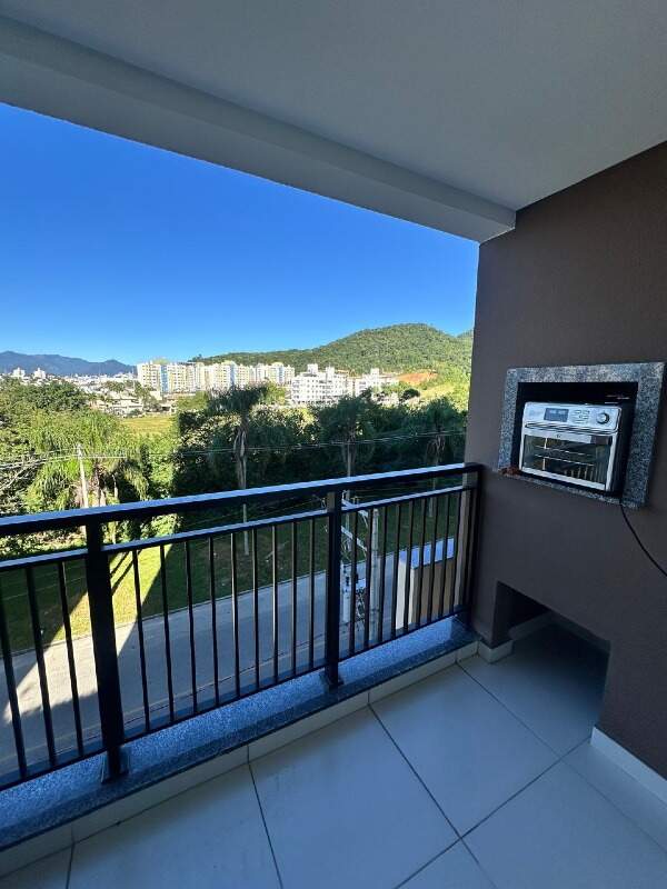 Apartamento para aluguel no Pedra Branca: 