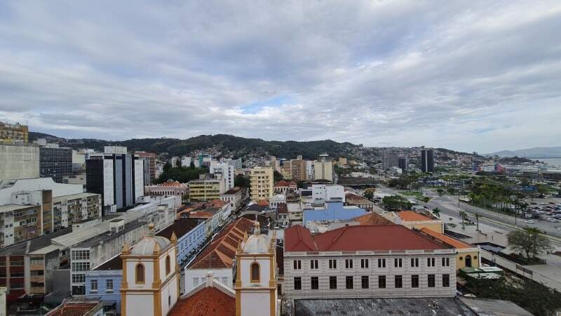 Sala para aluguel no Centro: VISTA
