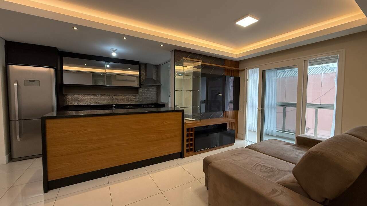 Apartamento para aluguel no Centro: 