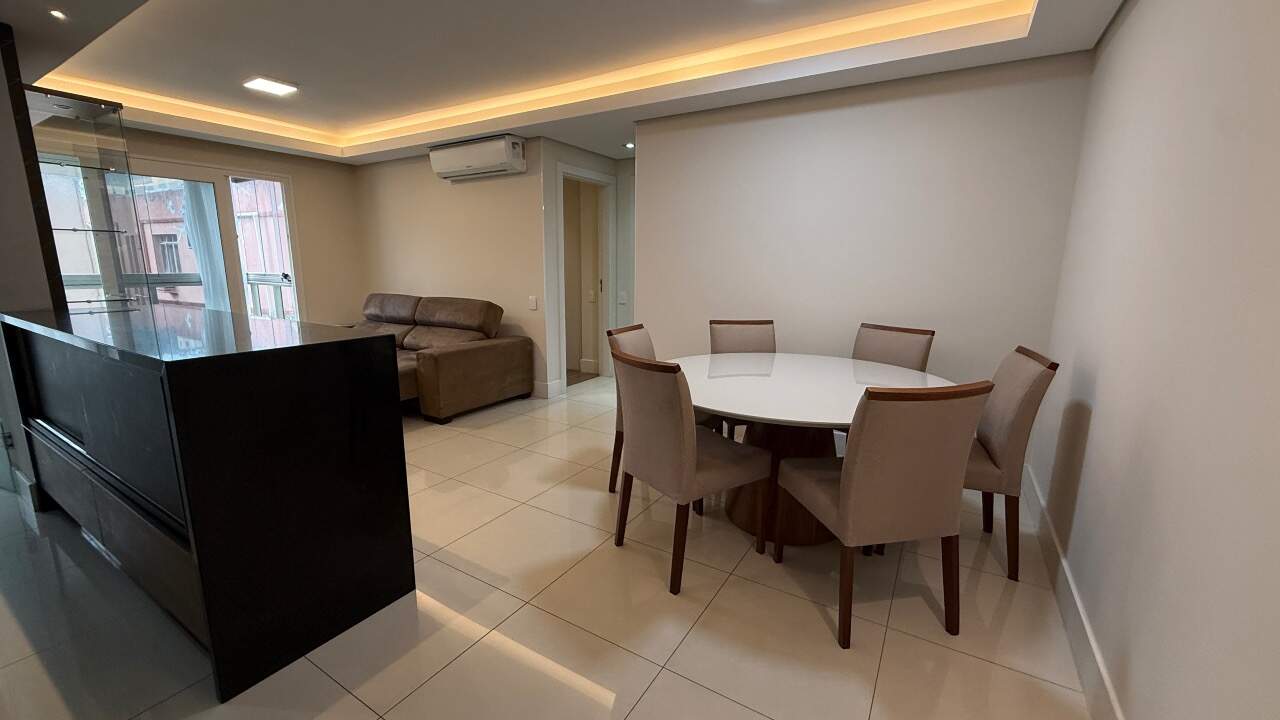 Apartamento para aluguel no Centro: 