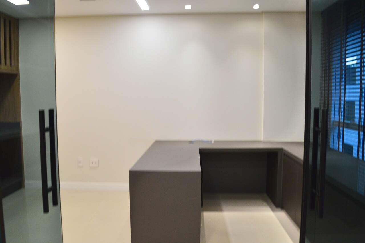 Sala para aluguel no Itacorubi: 