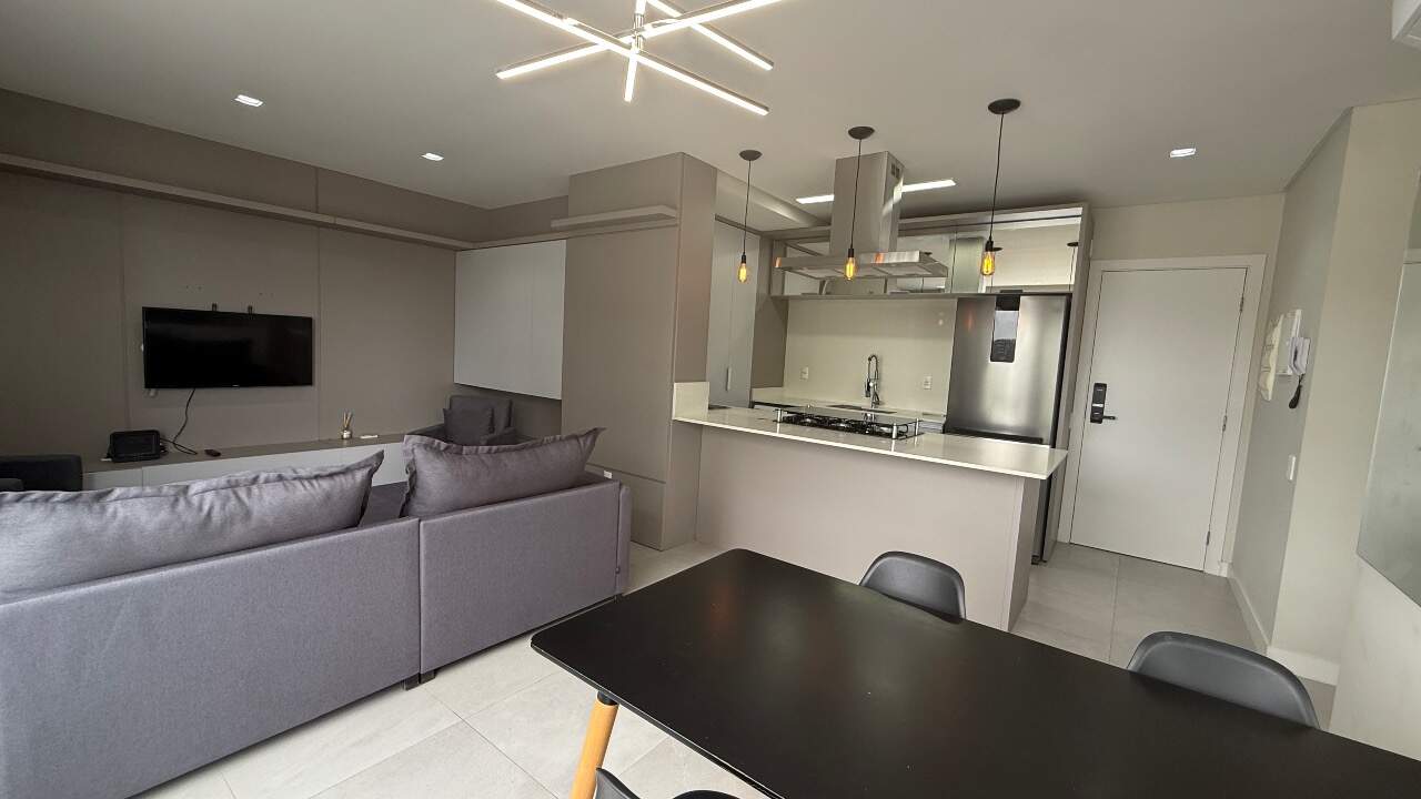 Apartamento para aluguel no Pedra Branca: 