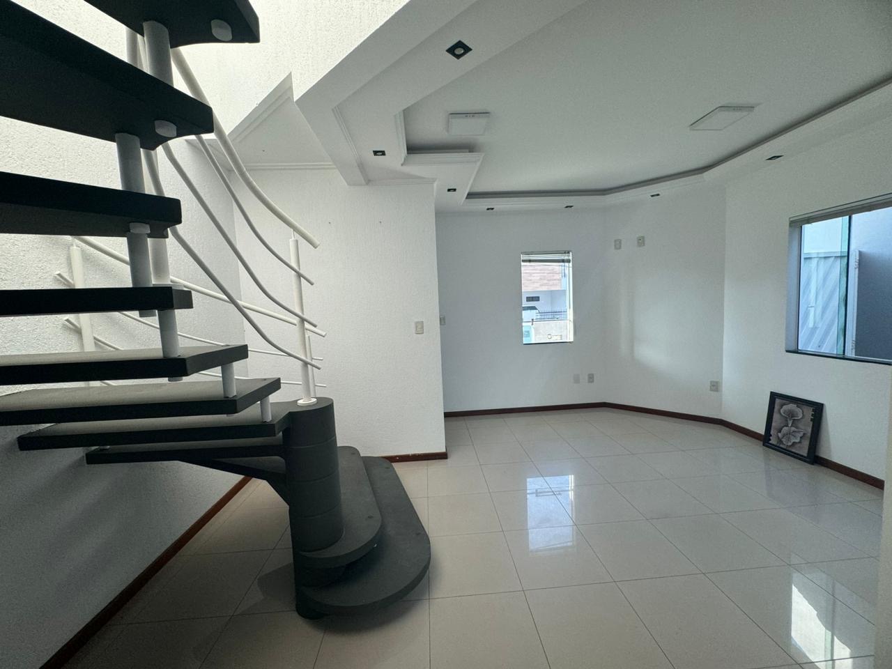 Casa para aluguel no Pedra Branca: 