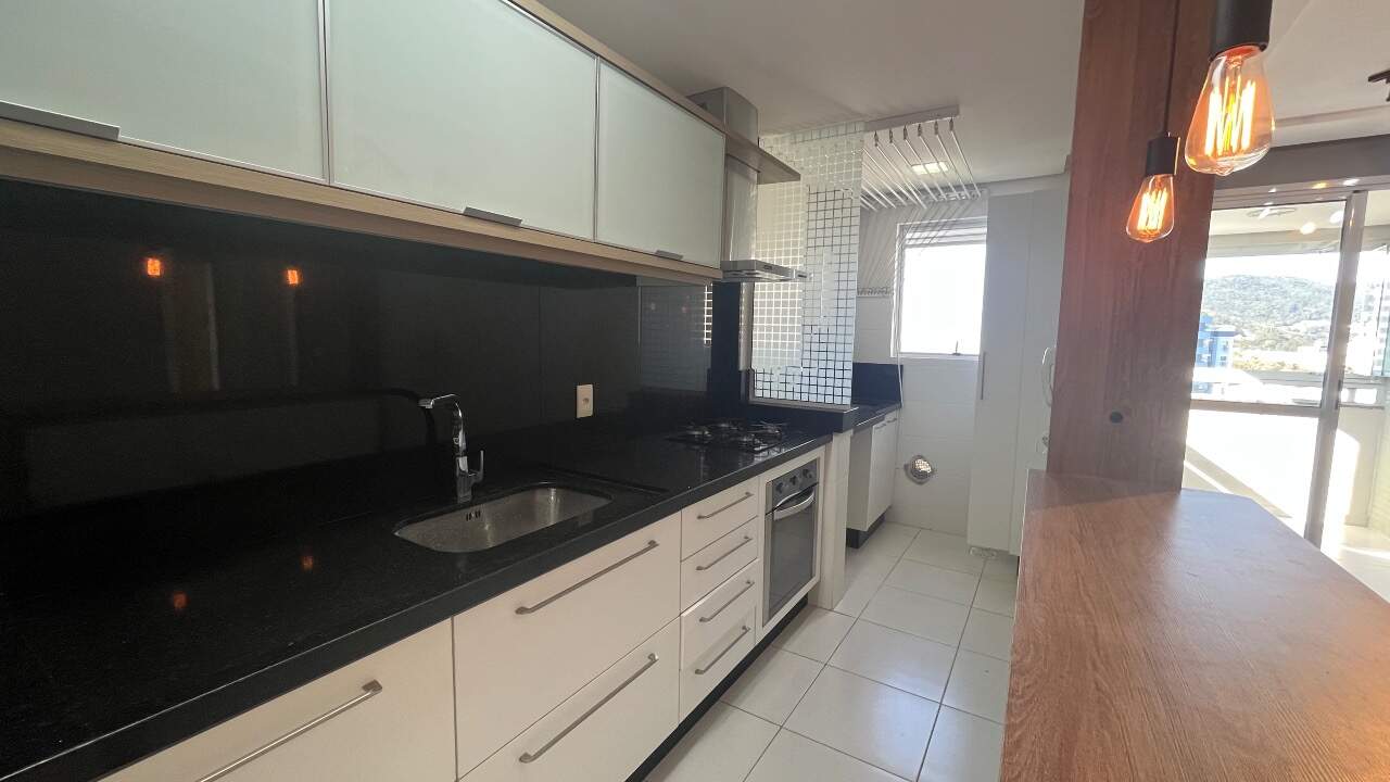 Apartamento para aluguel no Itacorubi: 
