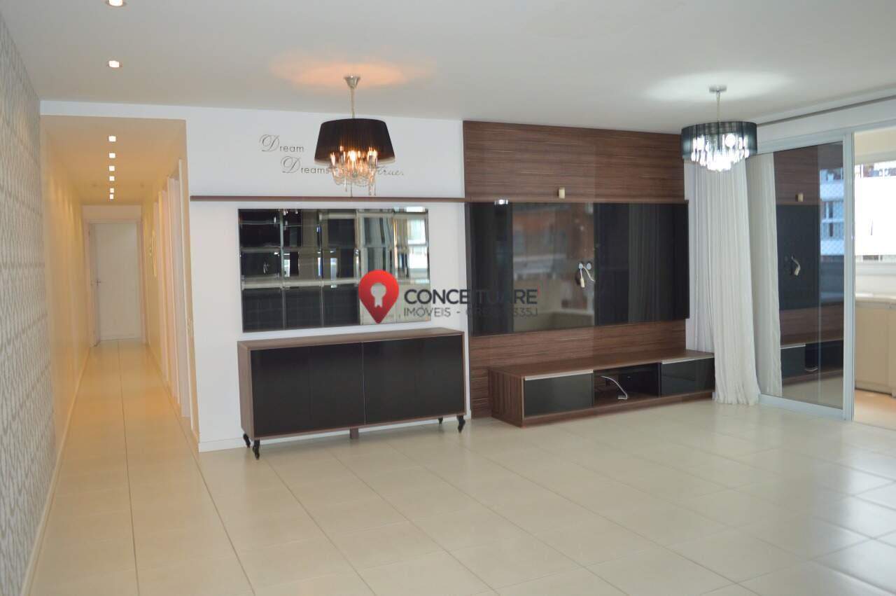 Apartamento à venda no Pedra Branca: 