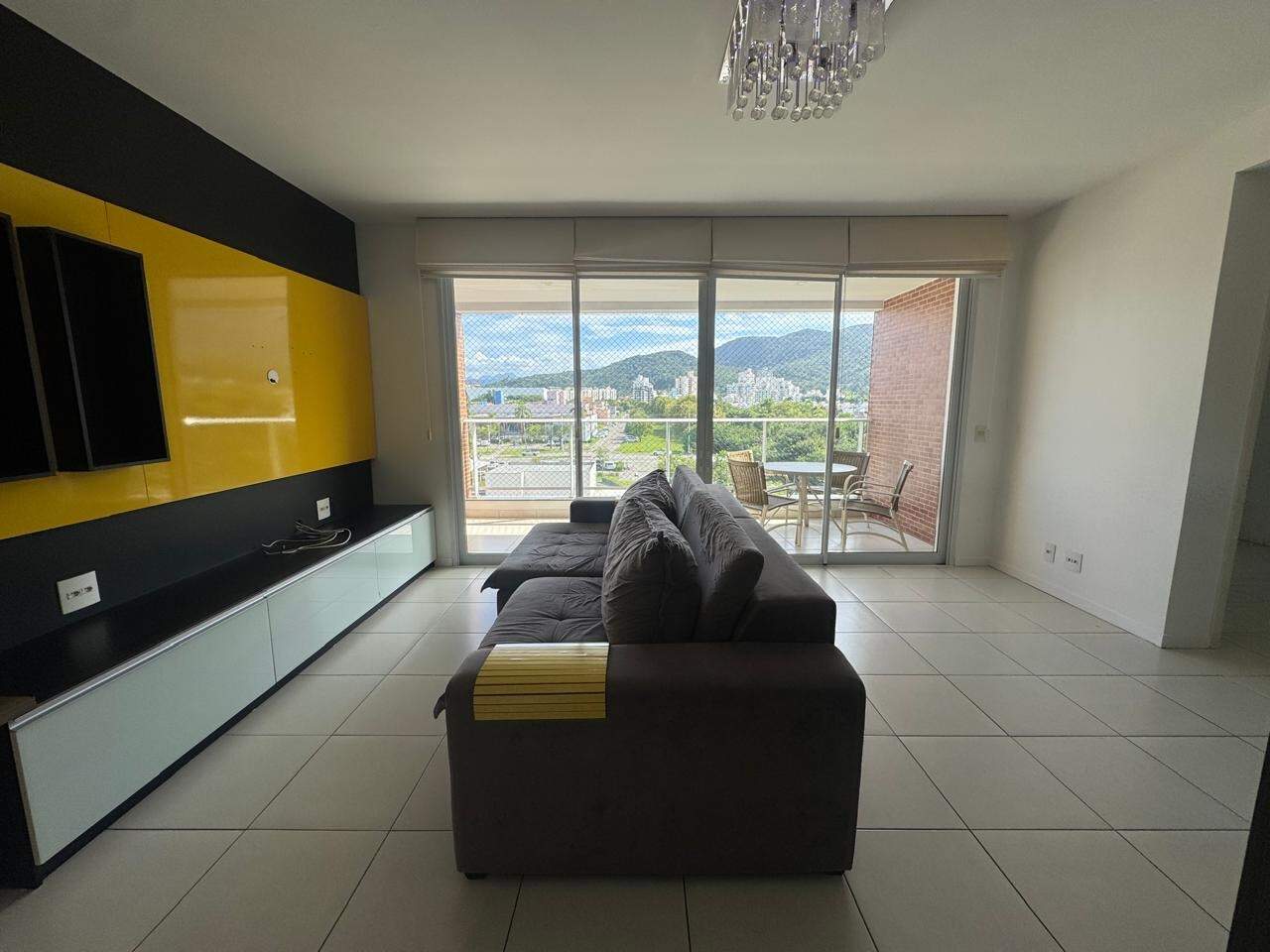 Apartamento para aluguel no Pedra Branca: 