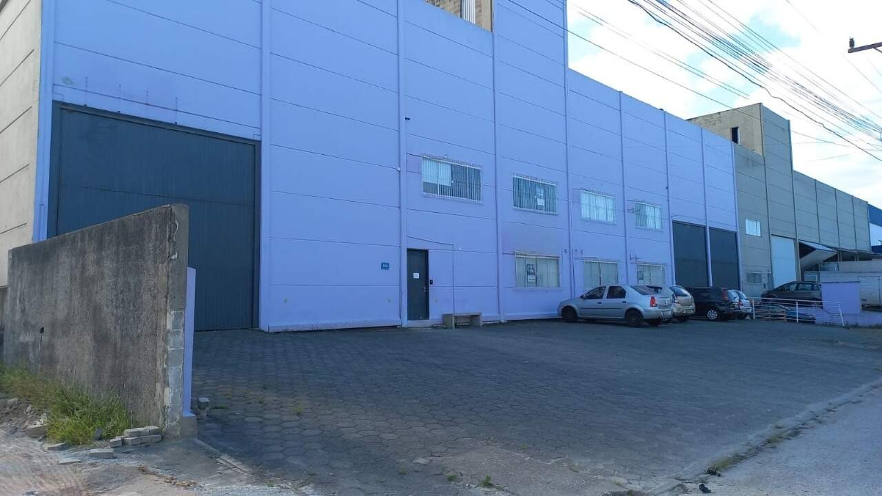 Galpão para aluguel no Brejarú: 