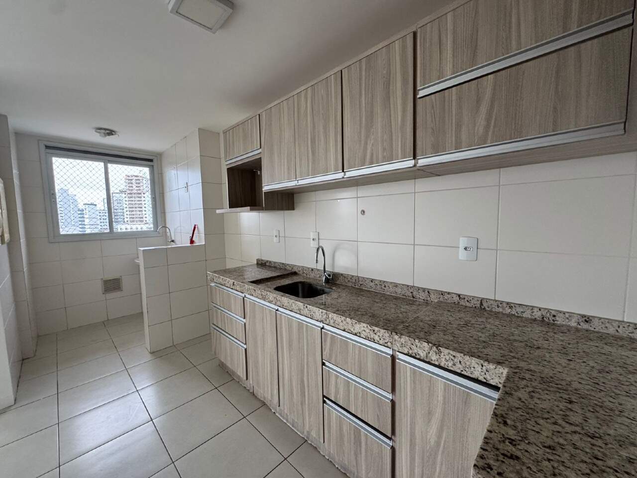 Apartamento para aluguel no Pedra Branca: 