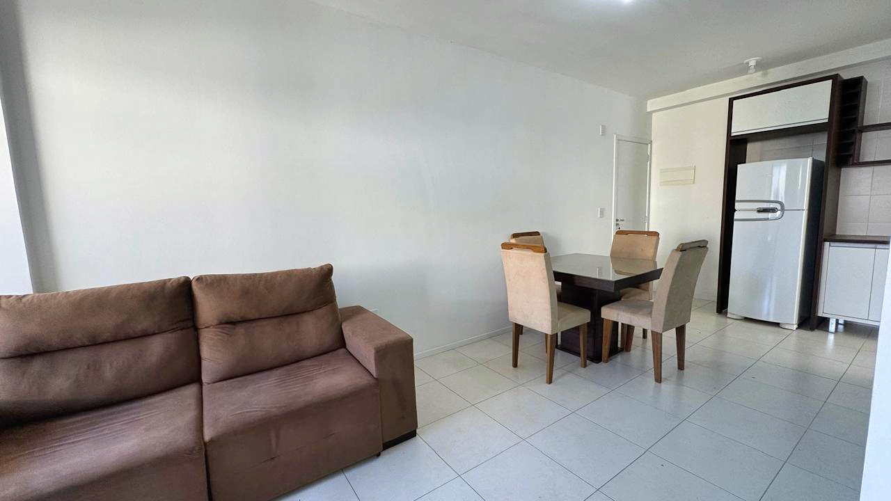 Apartamento para aluguel no Pedra Branca: 
