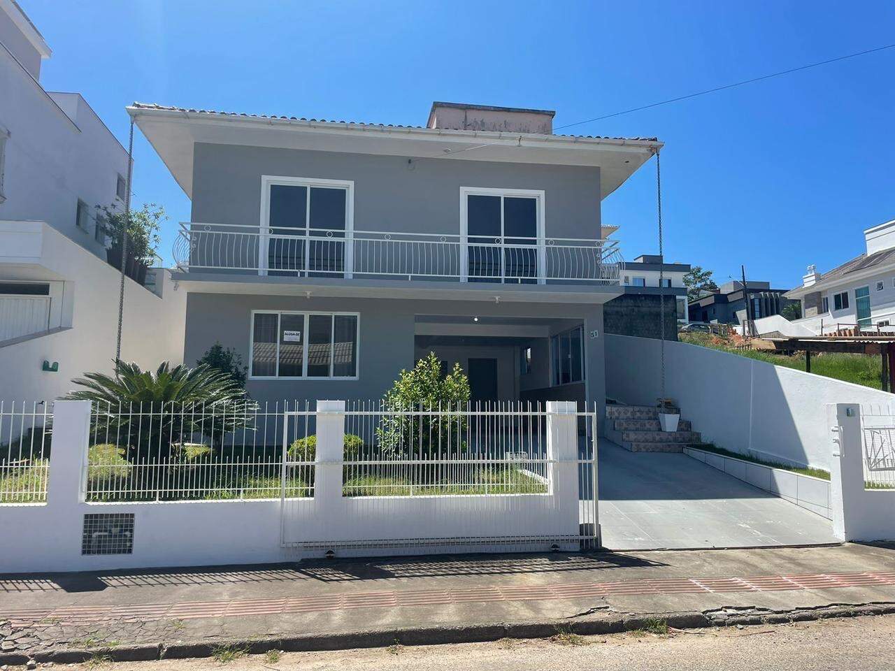Casa para aluguel no Pedra Branca: 