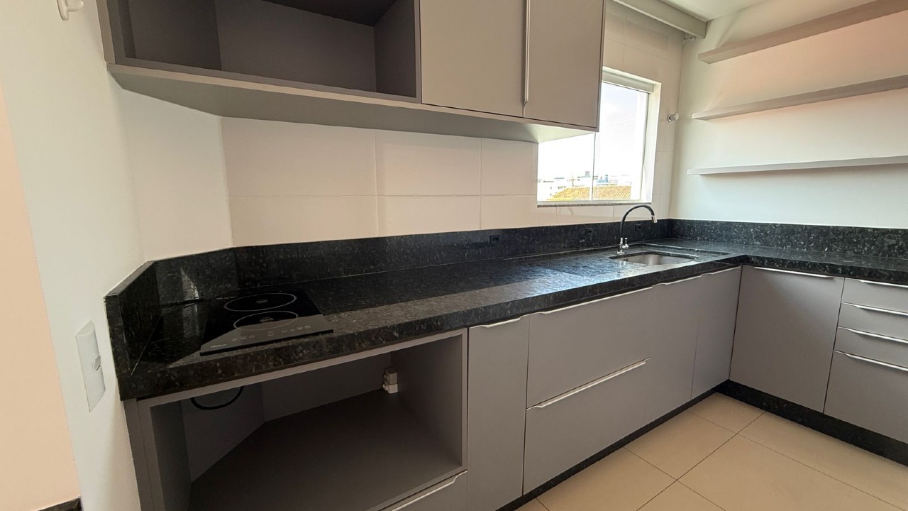 Apartamento para aluguel no Ribeirão da Ilha: 