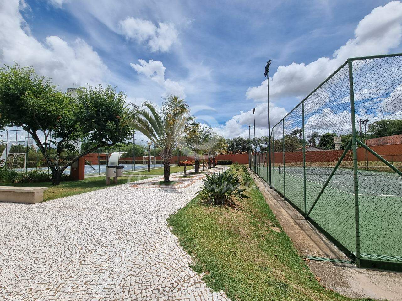 Casa de Condomínio com 3 quartos à venda, 280m² — foto 37 de 38