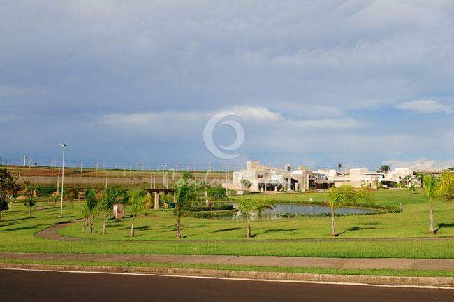 Casa de Condomínio com 4 quartos à venda, 450m² — foto 25 de 33