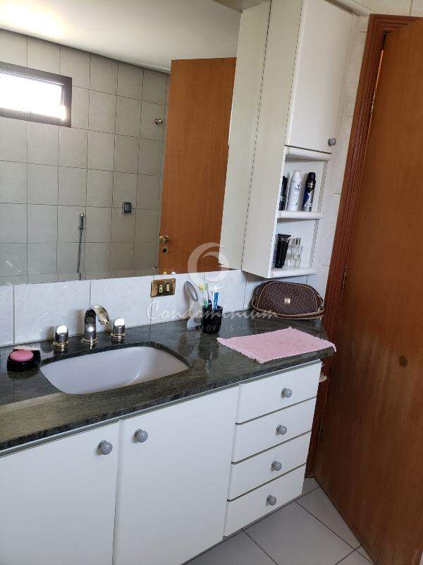 Apartamento com 4 quartos à venda, 180m² — foto 11 de 27
