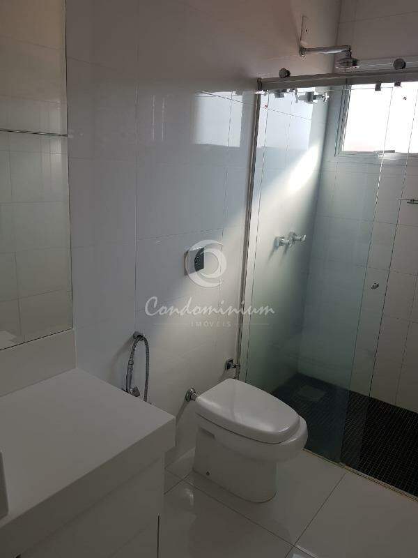 Casa de Condomínio com 4 quartos à venda, 450m² — foto 23 de 55