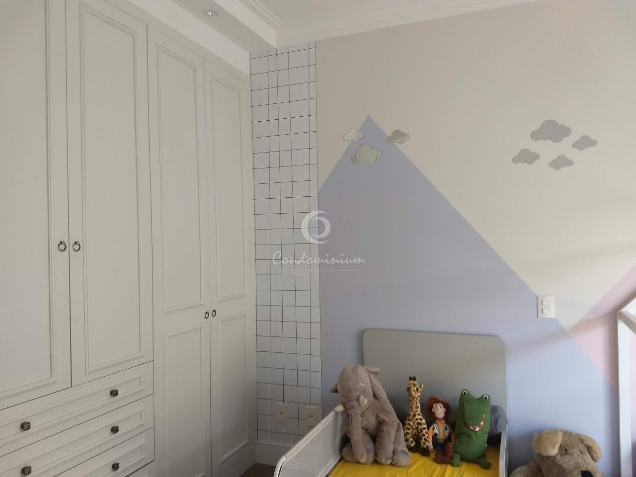 Casa de Condomínio com 3 quartos à venda, 243m² — foto 23 de 35