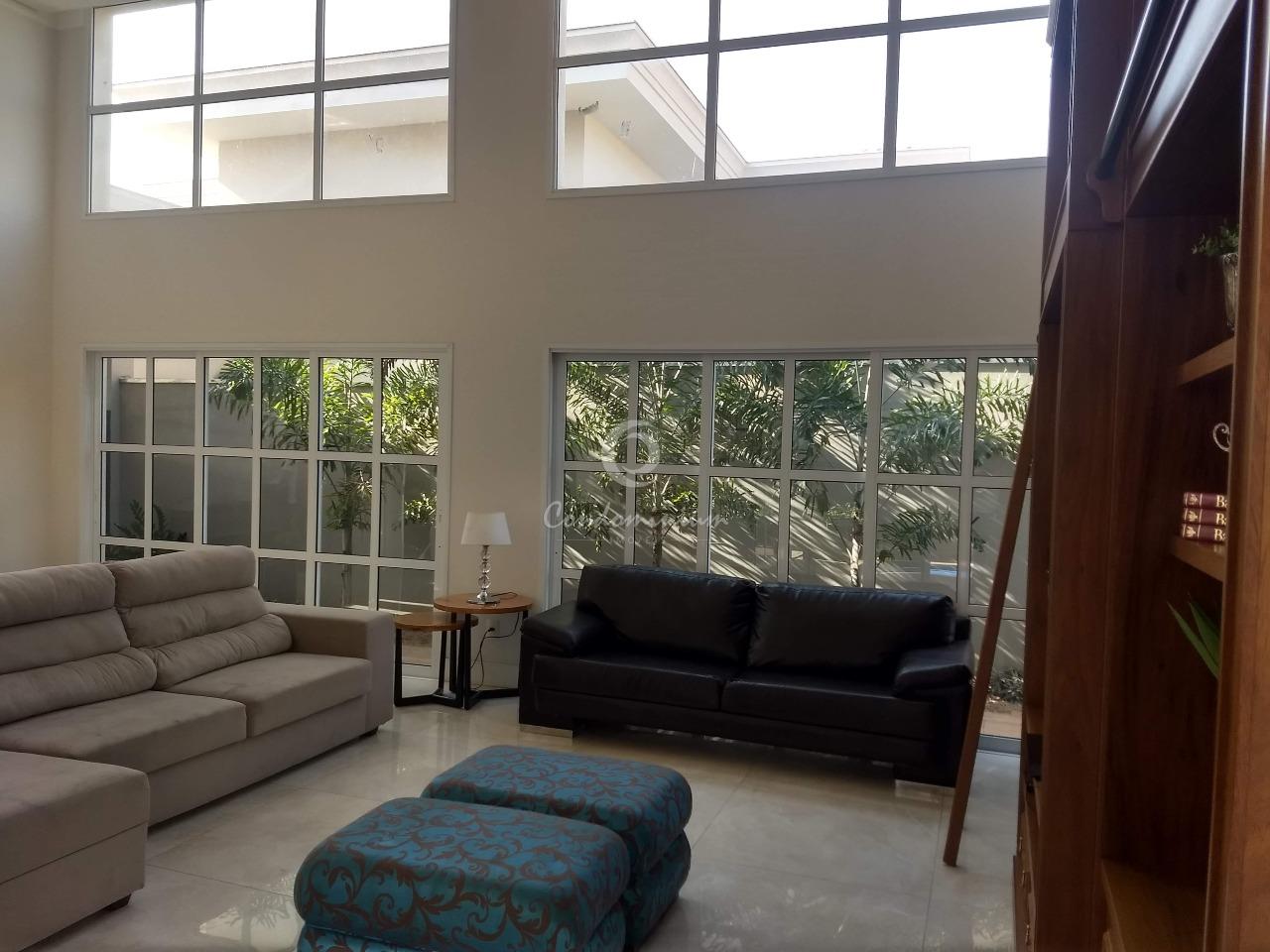 Casa de Condomínio com 3 quartos à venda, 243m² — foto 11 de 35