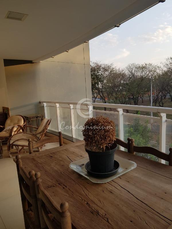 Apartamento com 3 quartos à venda, 157m² — foto 18 de 27