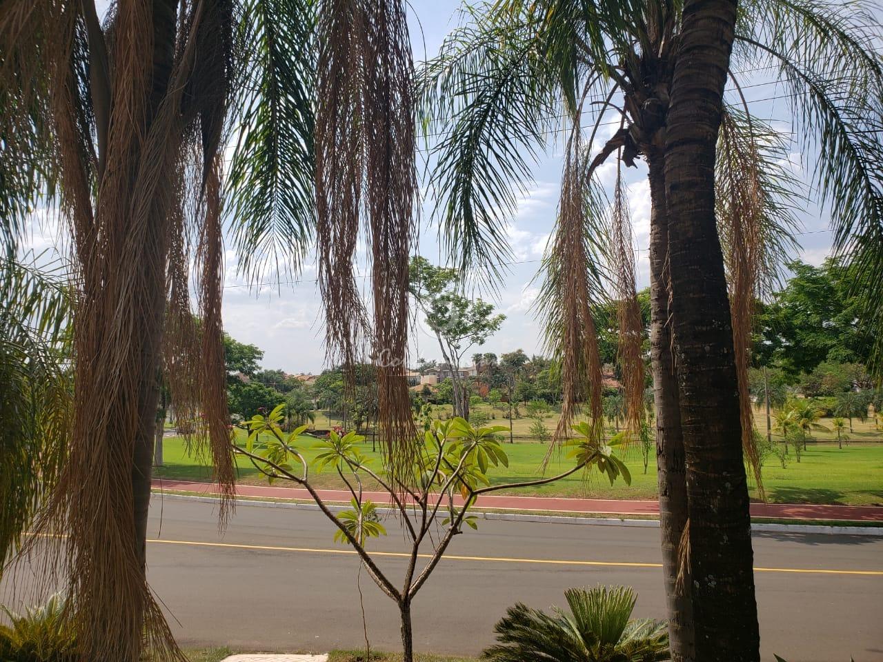 Casa de Condomínio com 4 quartos à venda, 386m² — foto 4 de 44