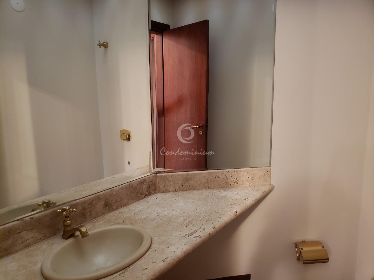 Casa de Condomínio com 4 quartos à venda, 390m² — foto 8 de 35